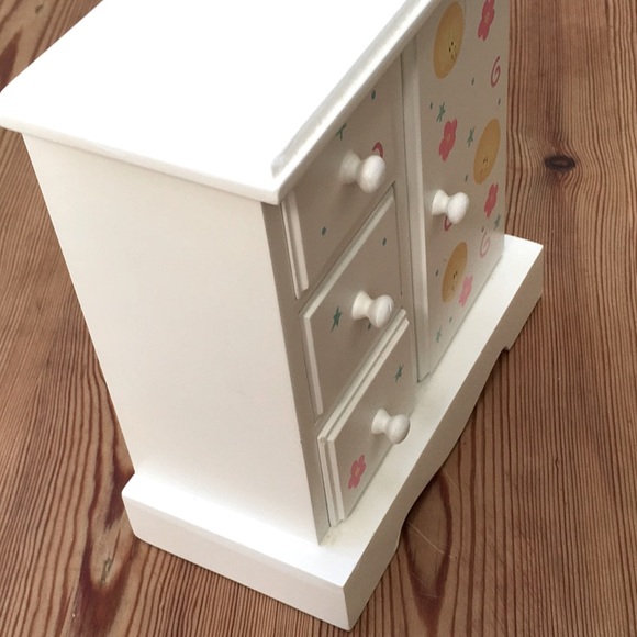 Music Box Jewelry Armoire - Picture 7 of 7